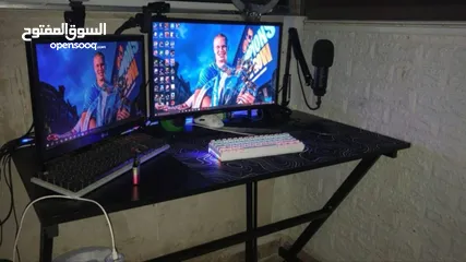  4 مكتب جيمنج مزود ب اضاءة RGB ملونه مع ريموت تحكم بسعر 38دينار شامل التوصيل العرض لفتره محدودة
