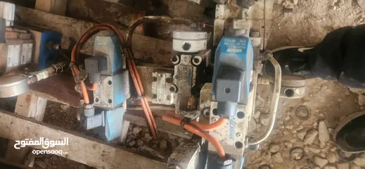  23 معدات صناعيه مشكله مستعمله شغاله