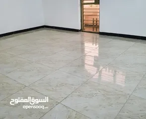  5 قطع من بيت