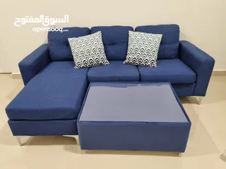  1 unbeatable price 3seater corner sofa adjustable with tableكرسي زاوية 3 أشخاص مع طاولة بحالة ممتازة