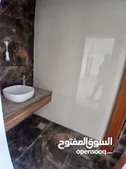  21 شقة فاخرة جديدة لم تسكن في أرقى واجمل مناطق دير غبار