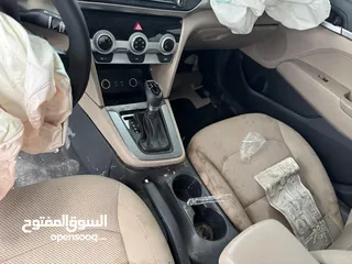  2 نشتري جميع انواع السيارات المستعملة