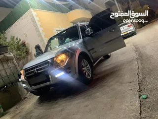  2 ميتسوبيشي باجيرو موديل 2014