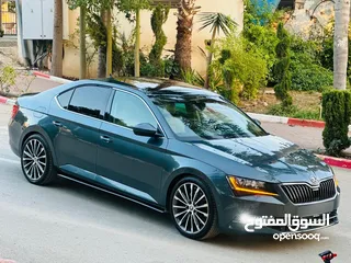  3 سوبير 4*4 لورين كلمنت للبيع بسعر مناسب