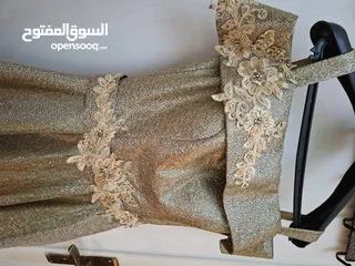  1 فستان من صويفيه مستعمل مره وحده فقط مقاس 38 small سعره الاصلي 200 عارضته ب80 ماعليه اي ملاحظات