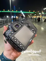  4 نيكون 7200