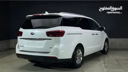  4 KIA Sedona LX 2016 - USA Specification