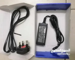  2 LAPTOP  ADAPTER DIFFERENT LAPTOPS  CHARGEABLE