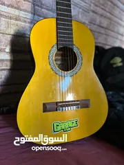  12 جيتار legend شبه جديد مع شنتة ونضيف موديل CG155YN خشب اصلي وفريت بورد نضيفة جديدة