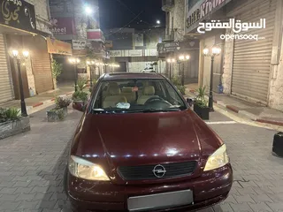  2 أوبل أسترا السياره مرتبه قبل ما تشتري افحص وين ما بدك السيارة متواضعة