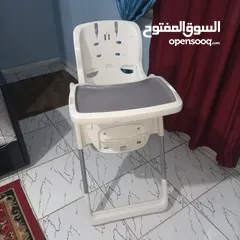  2 كرسي اطفال للطعام