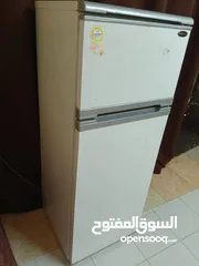  4 ثلاجه جينرال 14قدم  بحالة ممتازه جدا للبيع استخدام بسيط سبب البيع السفر
