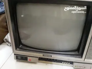  2 تلفزيون توشيبا ياباني قديم