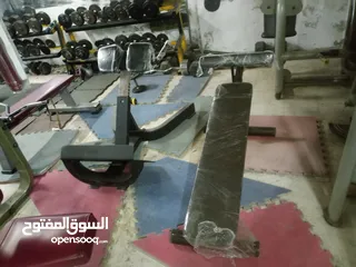  12 اجهزه نادي كامل امريكي