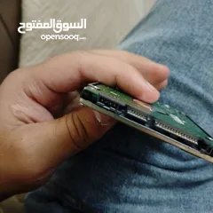  3 هاردس لابتوب 2جيجه بصلاه على النبي ما في اشي للبيع بسعر7دنانير