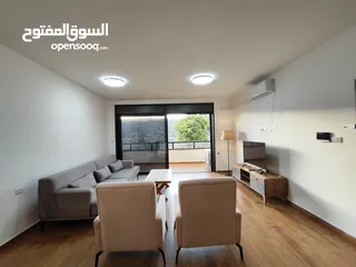  5 شقة مع حديققققة فخمه جديده مفروشة للإيجار في عين منجد