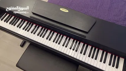  2 HP-3 USB Digital Piano