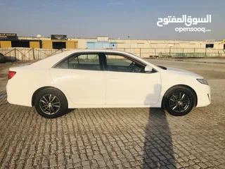  4 Toyota Camry 2012