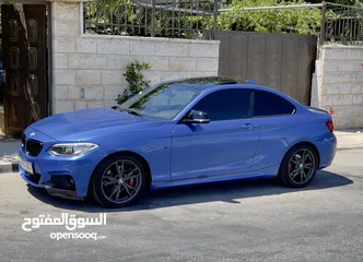  1 BMW M 220i