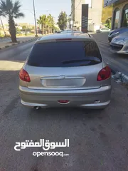  3 بيجو 206 فضي