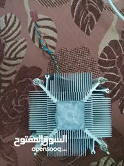  2 قطع كمبيوتر مستعملة للبيع بحاله جيد