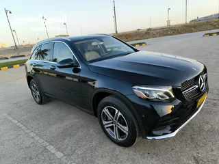  4 Mercedes Benz GLC300 4MATIC  مرسيدس بنز جي أل سي 300 فورماتيك لون أزرق