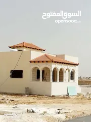  4 تركيب جميع انواع القرميد  تفصيل ابواب وحمايات ودربزنات  تركيب مظلات وبرقلات   صيانه عامه