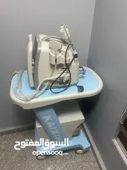  1 جهاز تصوير طبي