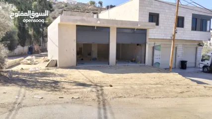  11 مخازن للايجار