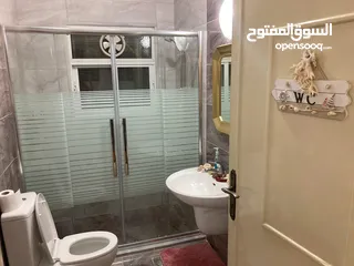  6 شقة شبه ارضي للبيع ابونصير حي السعادة