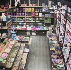  2 محمص كامل للبيع.كل ما يلزم المحمص من علب وزجاج وماكينه قوه ومحمص وجره هيليوم ثلاجات مكيف كامل