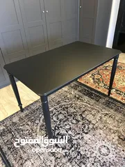  9 طاولة للبيع بسعر مغري جدا جدا مع حد التخفيض الأقصى