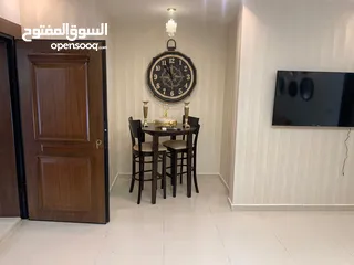  3 شقه فاخر للبيع بداعي سفر داخلي 115 + ترس خارجي 30 متر
