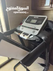  2 جهاز مشي كهربائي من World Fitness