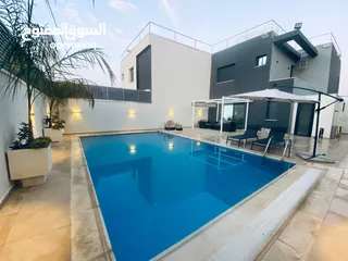  13 Deluxe Villa in Jericho