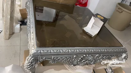  2 طقم كنب ثقيل جدا ومميز شبه جديد للبيع وسعر مميز
