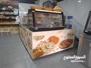 10 إعلانيون... شريكك في كل ما يخص الإرمات، اللوحات، اليافطات، البوسترات والإعلانات الخارجية