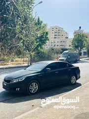  1 Kia. K5 موجوده في الخليل