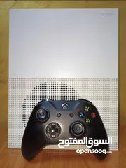 3 Xbox one s للبيع