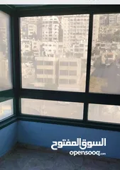  2 مكتب 120م2 اطلاله موقع. مميز. منطقه حيويه شارع سفيان