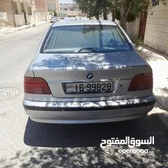  3 سيارة BMW 520 للبيع