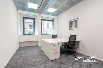  8 Private office space for 1 person in DUQM, Squadra