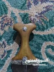  3 جنبيه عزيري كرك حمراء رقم واحد