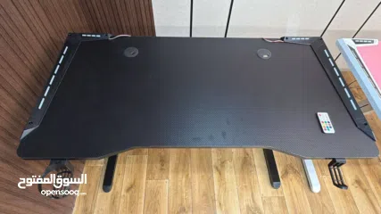  3 طاولات جيمنج