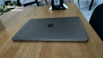  2 MacBook pro 2016 16Gb ram