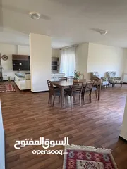  4 شقة فاخرة للإيجار روابي