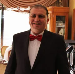  1 أستاذ بخبره ممتازة على استعداد لتدريس  مادة الرياضيات