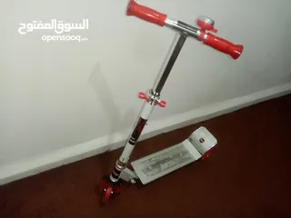  1 سكوتر للبيع استعمال خفيف