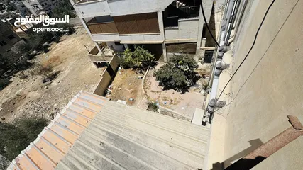  6 عقار كامل للبيع