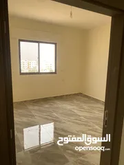  12 شقق فاخرة و سوبر ديلوكس للبيع في سحاب بمساحة 145 متر